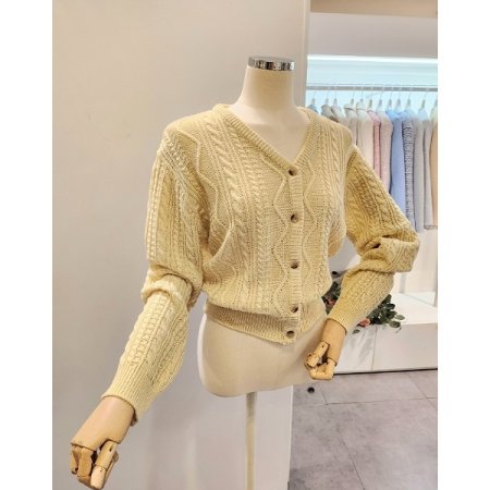 브이넥 꽈배기 짜임 가디건