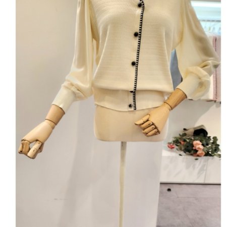 시폰 소매 브이넥 니트