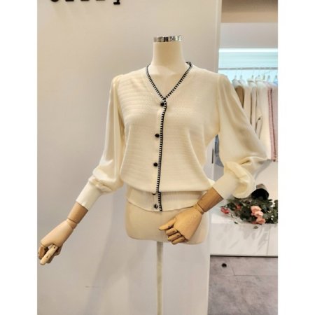 시폰 소매 브이넥 니트