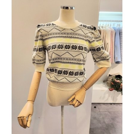 라운드넥 패턴 반팔 니트