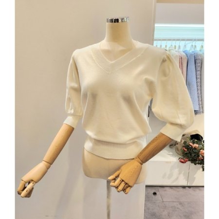 퍼프 소매 브이넥 니트