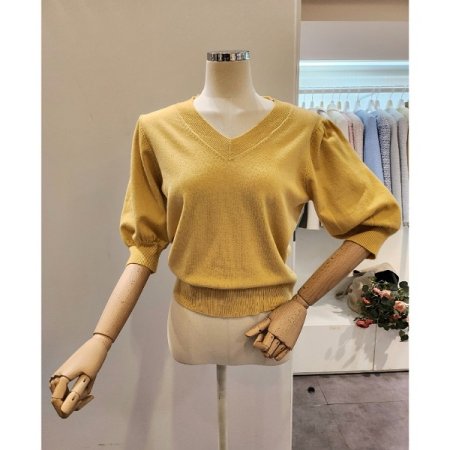 퍼프 소매 브이넥 니트
