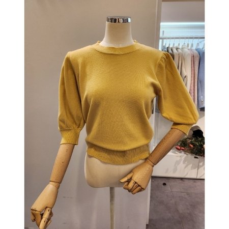 퍼프 소매 라운드넥 니트