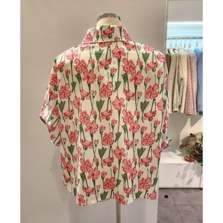 핑크 플라워 카라 셔츠