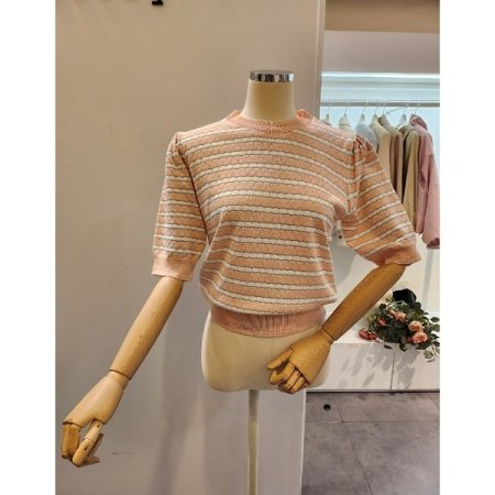 물결 퍼프소매 니트