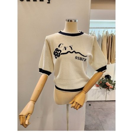 배색 레터링 니트