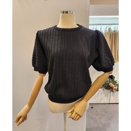 라운드넥 퍼프 소매 니트