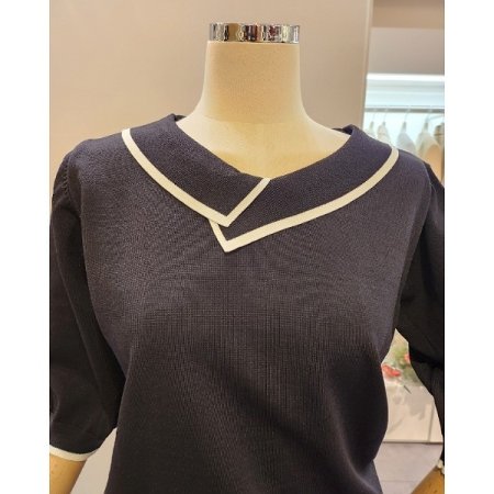 넥 배색 5부소매 니트