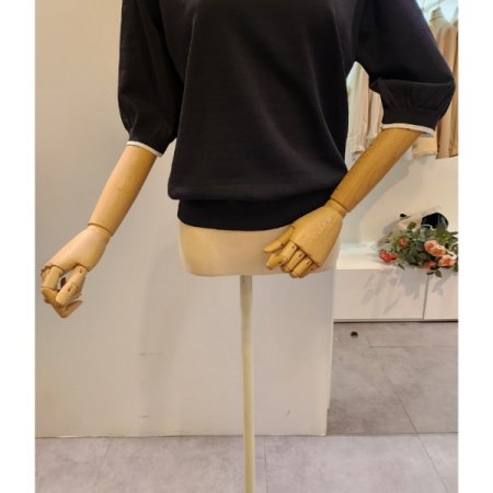 넥 배색 5부소매 니트