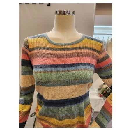 양 셔링 컬러 라운드넥 니트