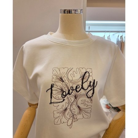 옆트임 프린트 티셔츠