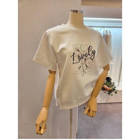 옆트임 프린트 티셔츠