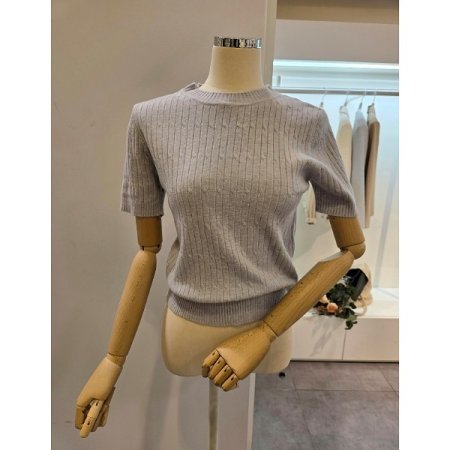 라운드넥 기본핏 니트