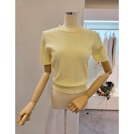 라운드넥 기본핏 니트