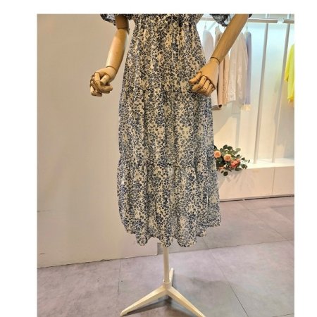 잔꽃 브이넥 스트링 원피스