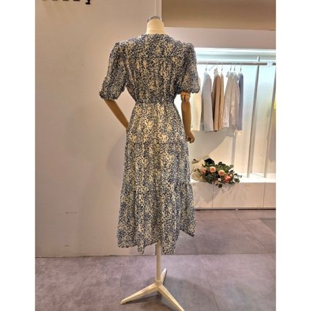 잔꽃 브이넥 스트링 원피스