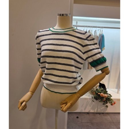 퍼프 소매 스트라이프 니트