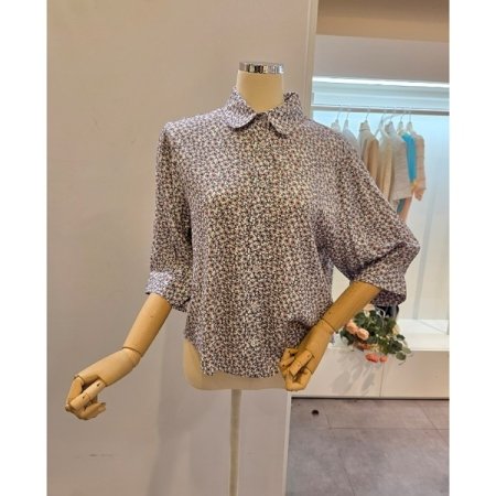 잔꽃 카라 블라우스