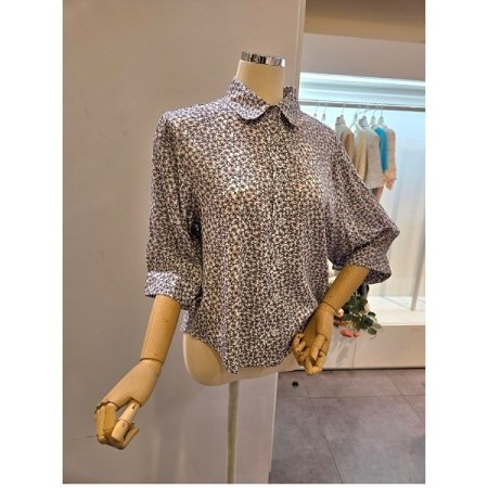 잔꽃 카라 블라우스