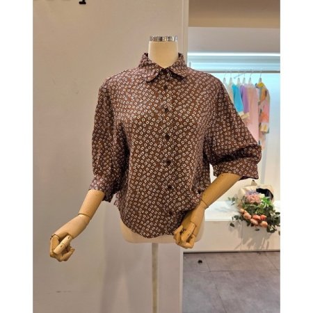 잔꽃 카라 블라우스