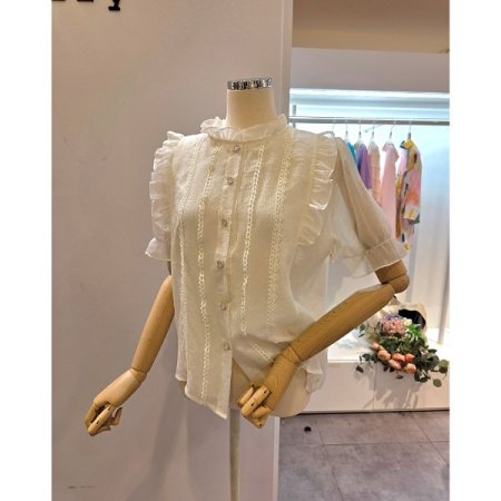 양 프릴 레이스 블라우스