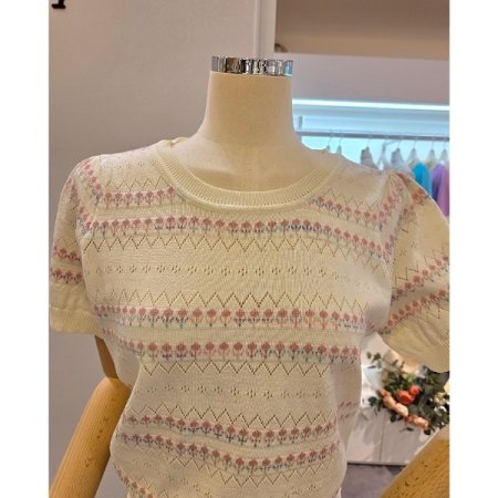 잔꽃 반팔 니트