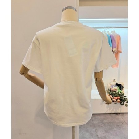 영문 레터링 라운드넥 티셔츠