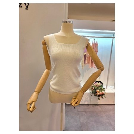 스퀘어넥 민소매 니트