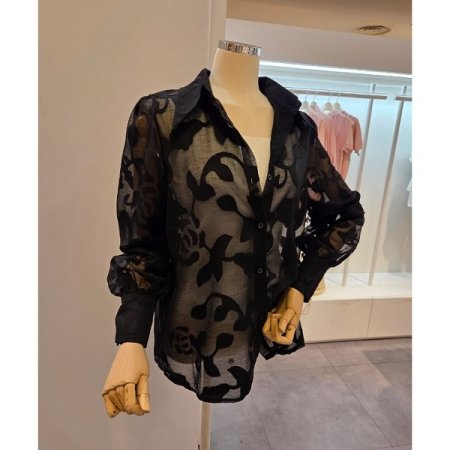 플라워 시스루 블라우스