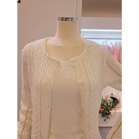 라운드넥 부클 가디건