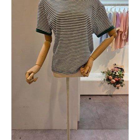 스트라이프 라운드넥 티셔츠