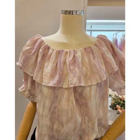 프릴 숄더 블라우스