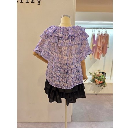 러플 플라워 숄더 블라우스