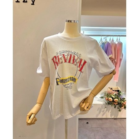 레드 레터링 라운드넥 티셔츠