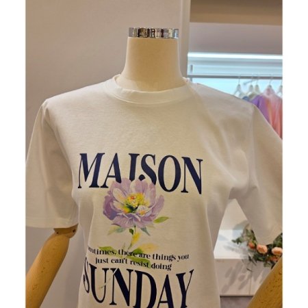 꽃 레터링 라운드넥 티셔츠