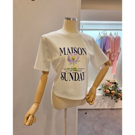 꽃 레터링 라운드넥 티셔츠