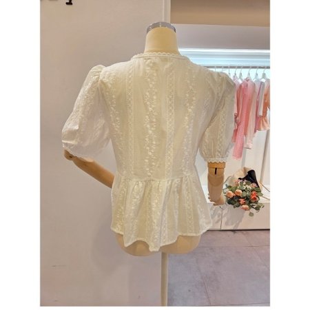 레이스 퍼프 블라우스