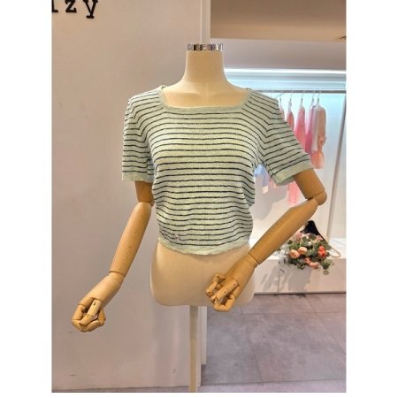 스퀘어넥 줄무늬 니트