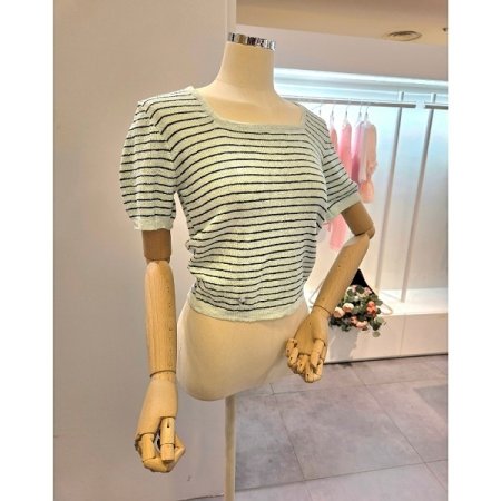 스퀘어넥 줄무늬 니트