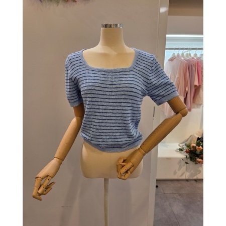 스퀘어넥 줄무늬 니트