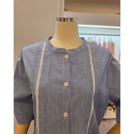 배색 핀턱 줄지 셔츠