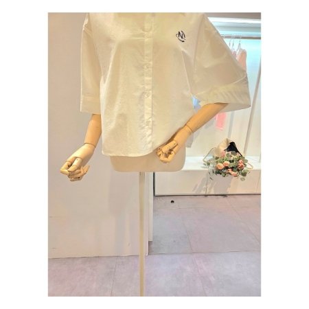 로고 자수 무지 셔츠