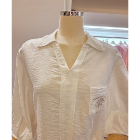 포켓 슬릿 카라 블라우스