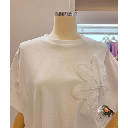 빅 플라워 라운드 티셔츠