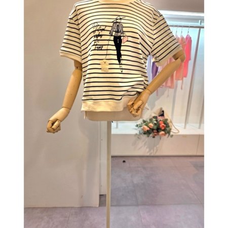 줄무늬 자수 티셔츠