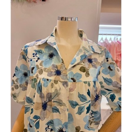 셔링 플라워 패턴 셔츠