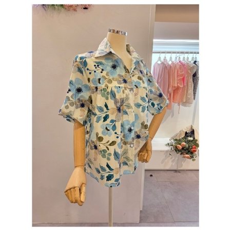 셔링 플라워 패턴 셔츠