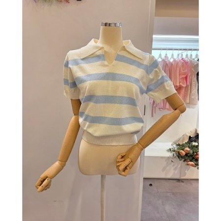 슬릿 카라 스트라이프 니트