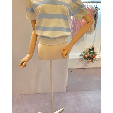 슬릿 카라 스트라이프 니트