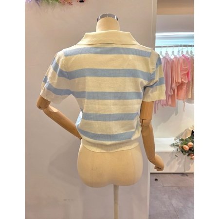 슬릿 카라 스트라이프 니트